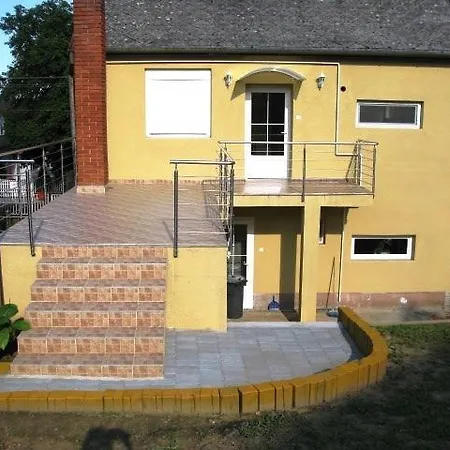 Apartment Zrinyi
